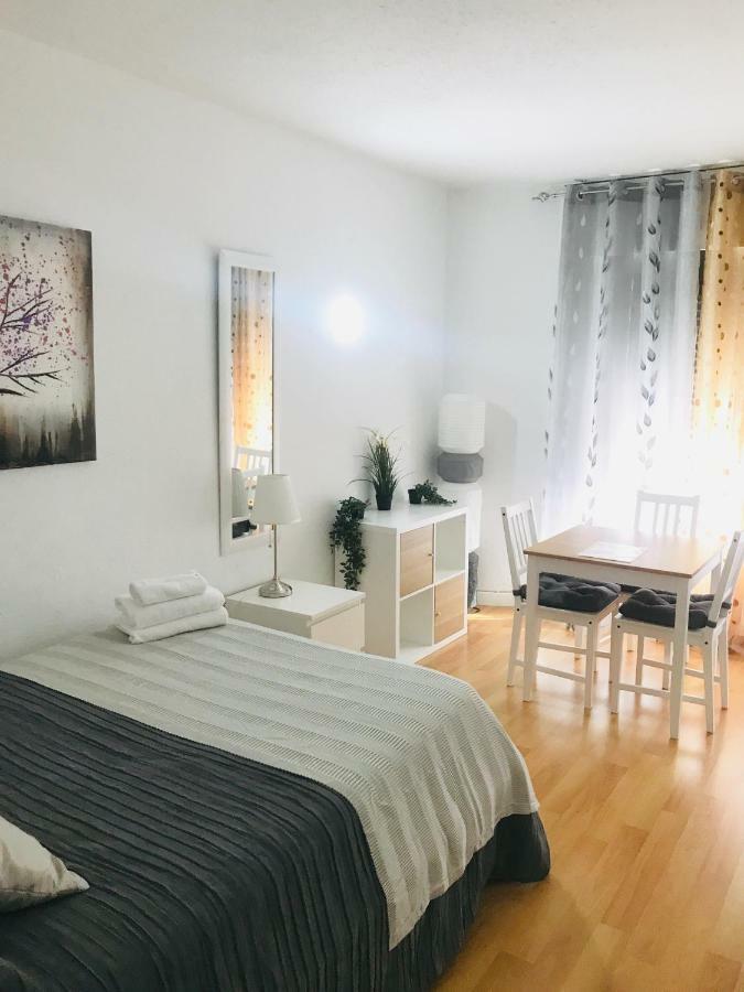 Resitur 527 Apartment Sevilla Bagian luar foto