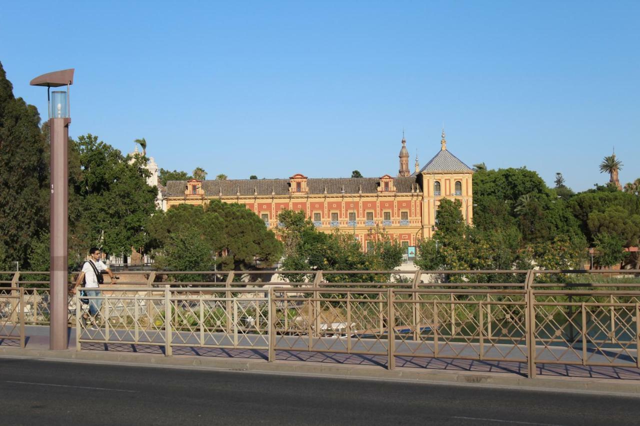 Resitur 527 Apartment Sevilla Bagian luar foto